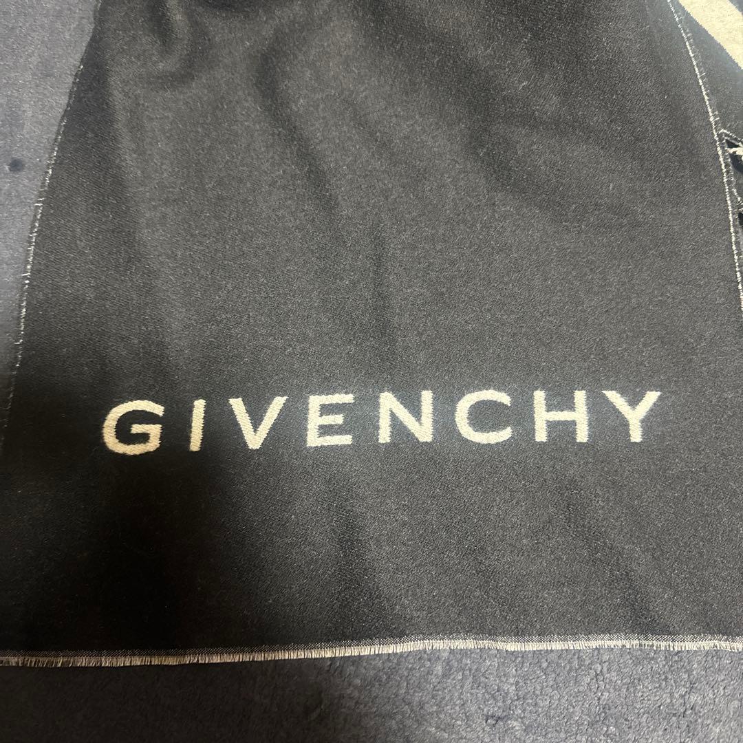 GIVENCHY ロゴマフラーGV3518J4546 1 BLACK/WHITE