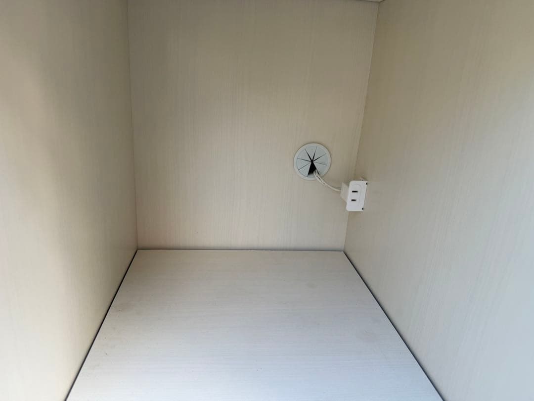 食器棚　フレンチカントリー ビーカンパニー　クリチコ　キッチンボード