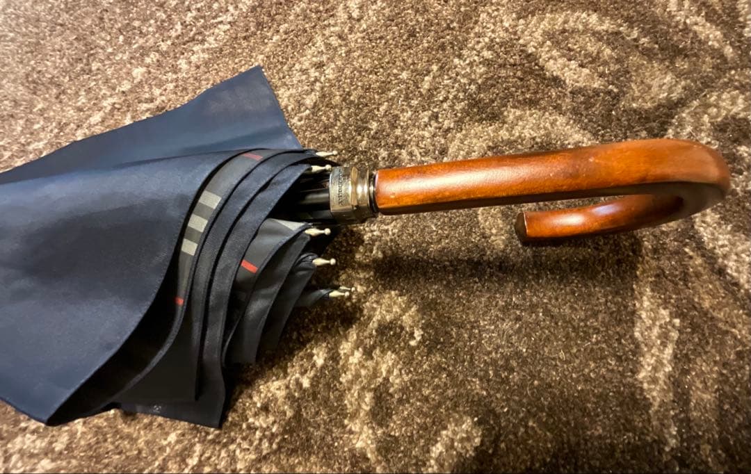 【jyu】BURBERRY バーバーリー 紺色 長傘 メンズ