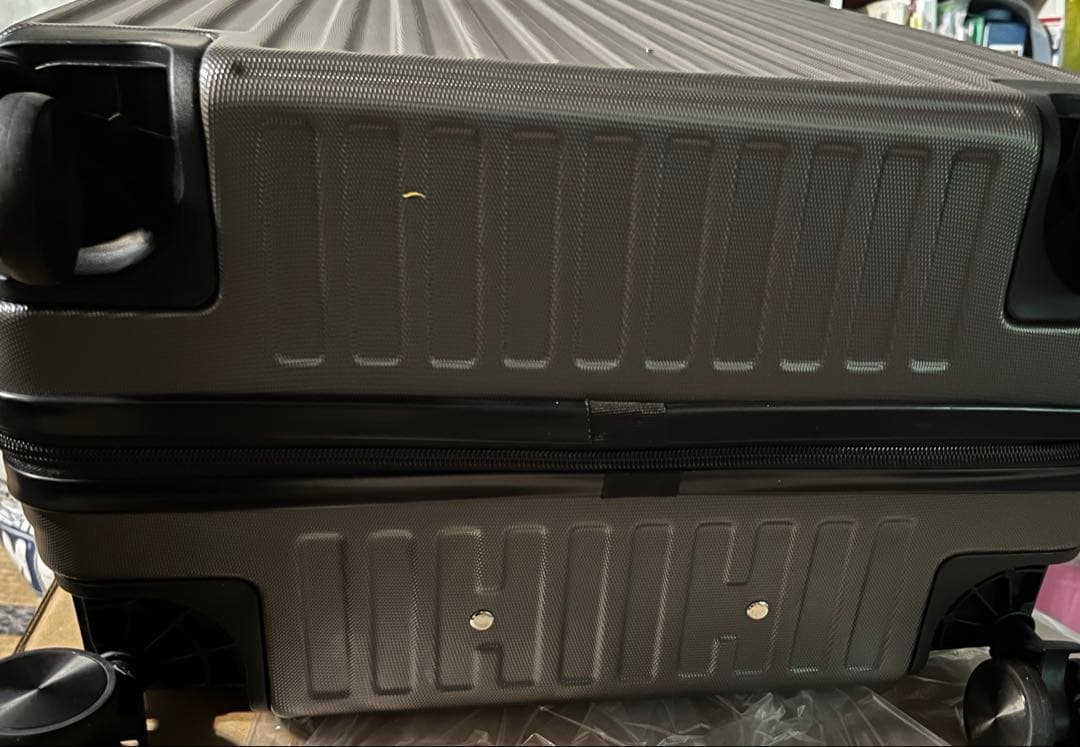 フォロー割適用済み☘️スーツケース 95リットル☘️超軽量 多機能 USBポート