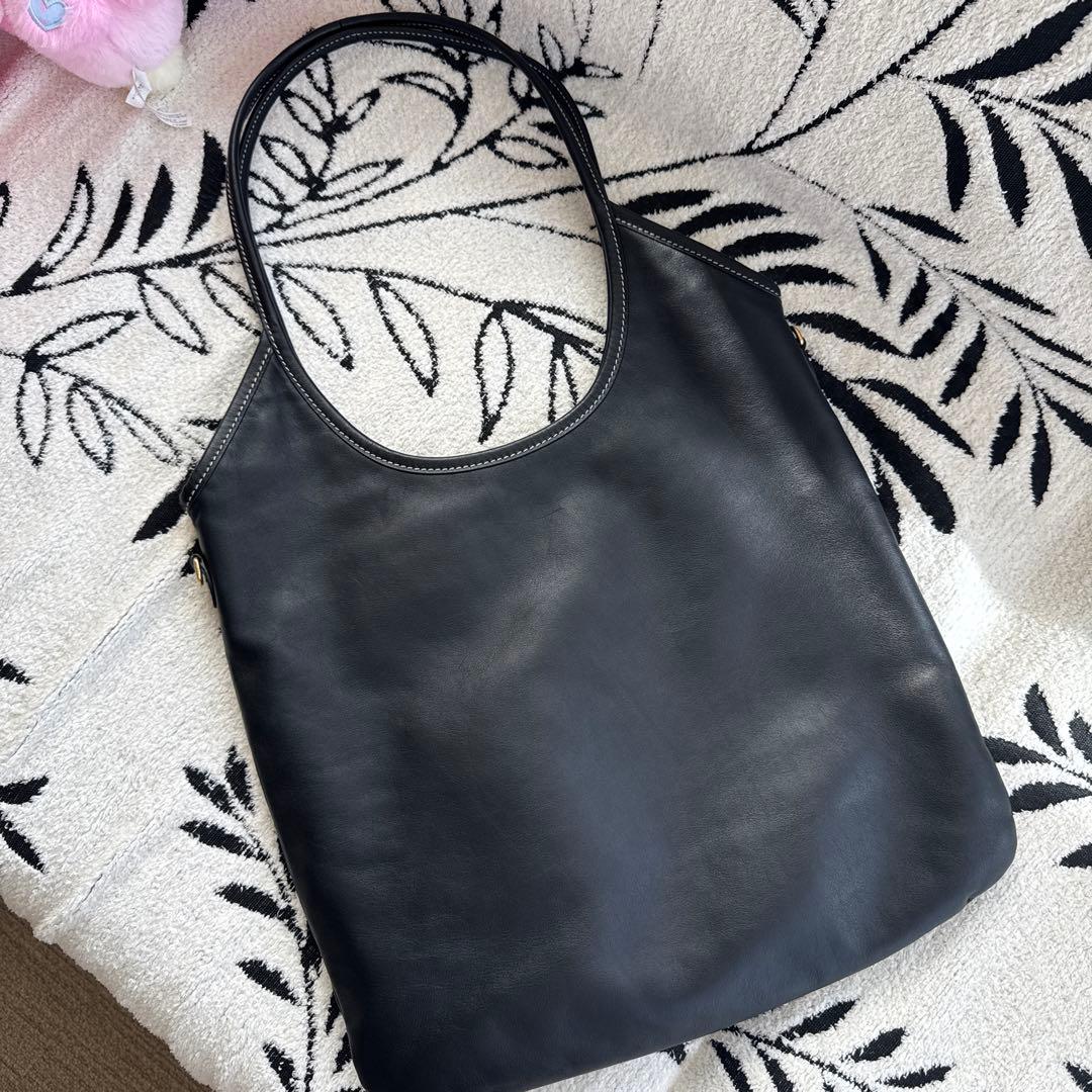 miu miu 黒 トートバッグ ロゴ刺繍