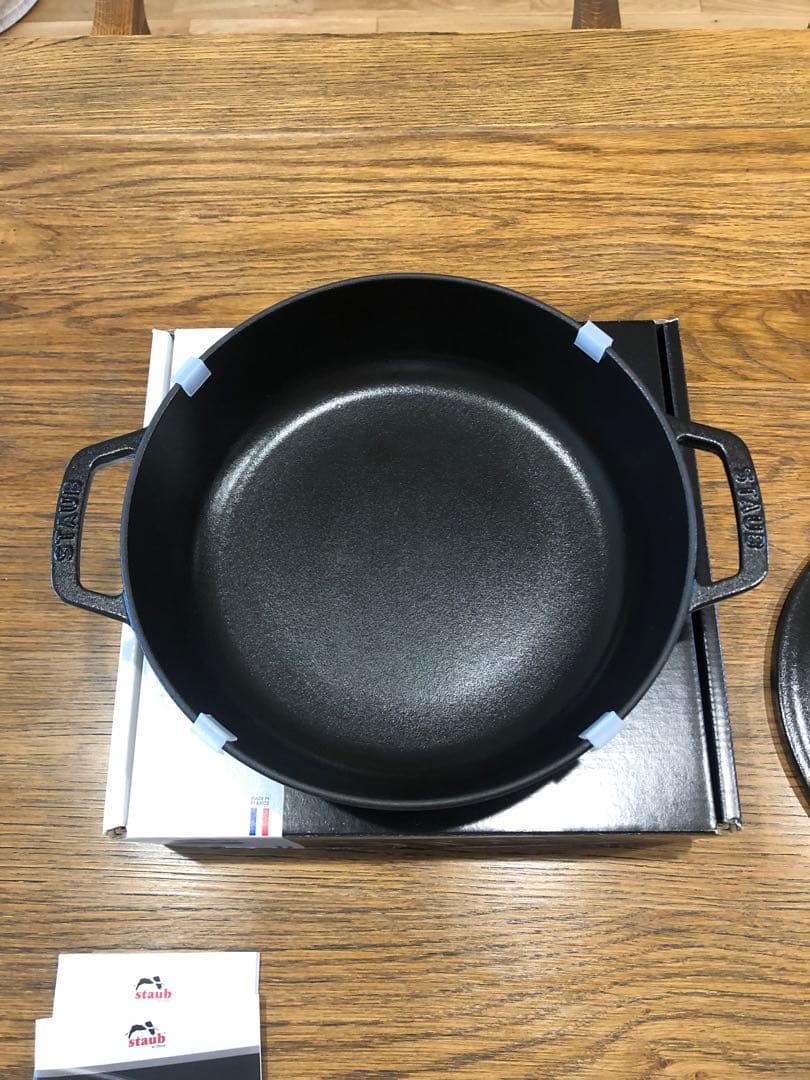 ストウブ　staub ブレイザー24 美品