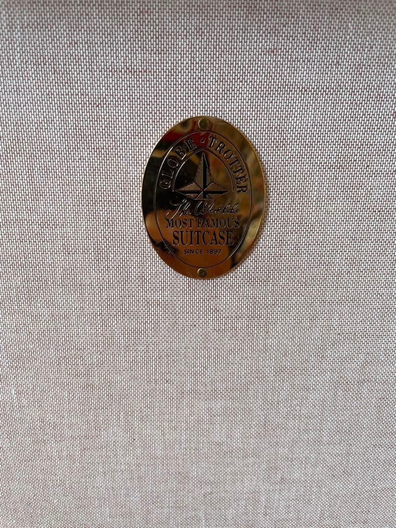 グローブトロッター　18インチ　サファリ