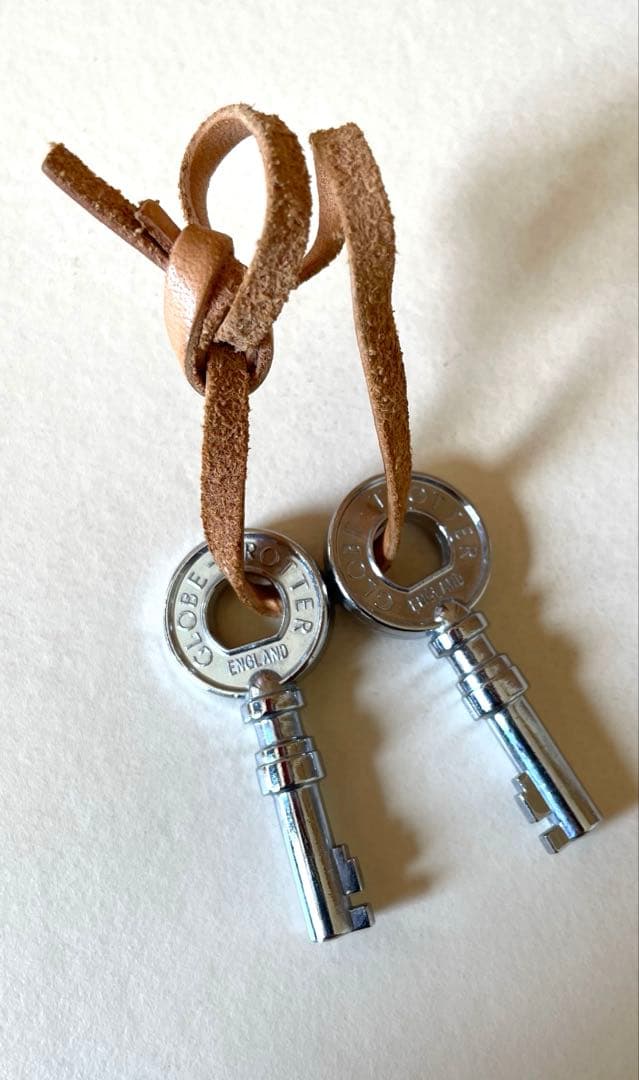 グローブトロッター　18インチ　サファリ