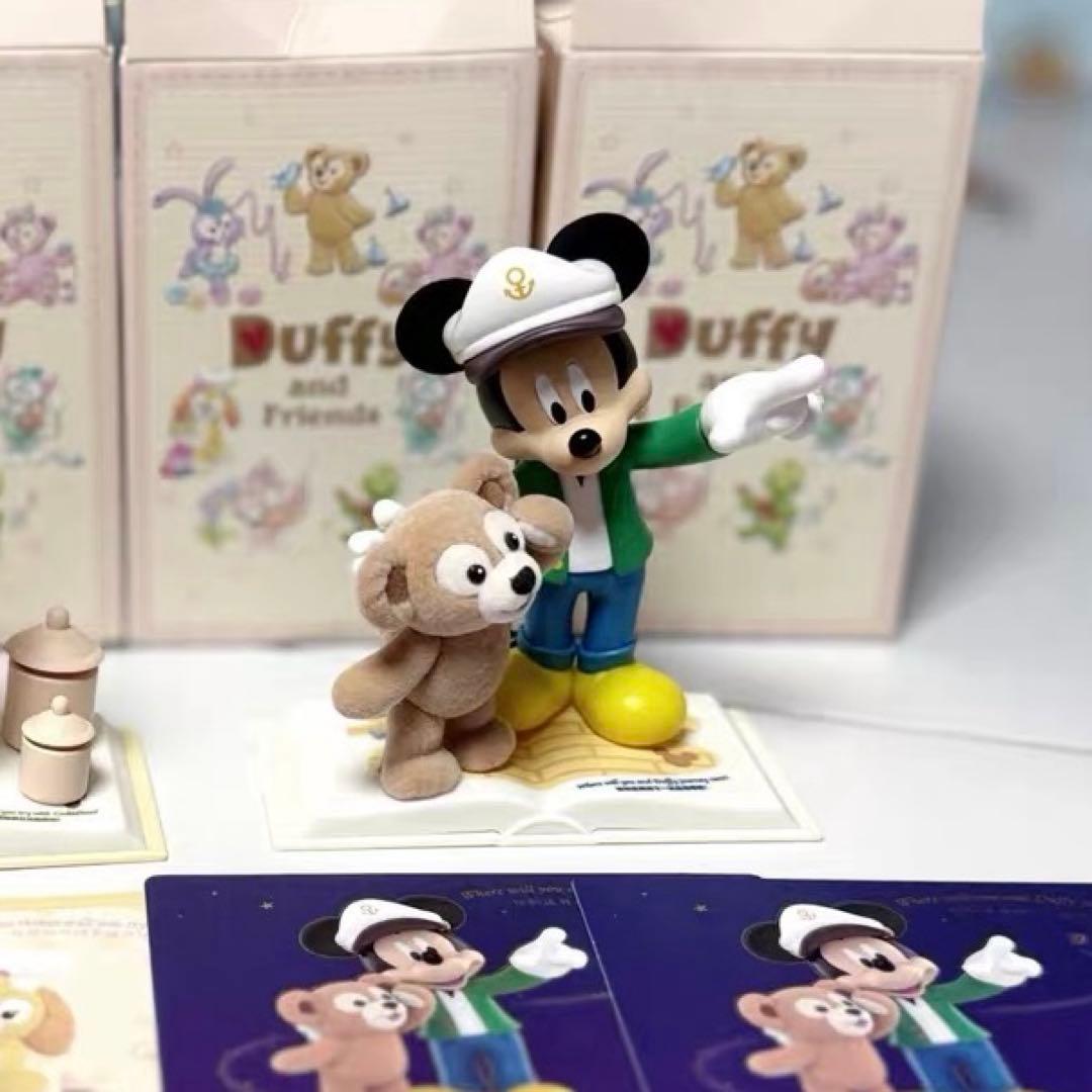 上海ディズニー　popmartコラボ　ミッキーマウスとダッフィーフィギュア置物