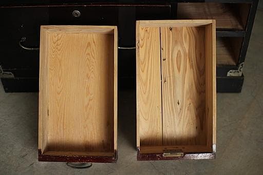 古いチェスト　引き出し4杯　タンス　収納　古家具　古民家　時代家具