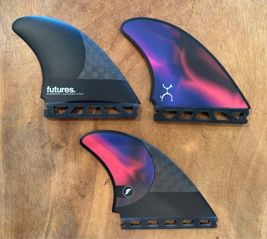 新品未使用 トライフィン futures Machado PIVOT