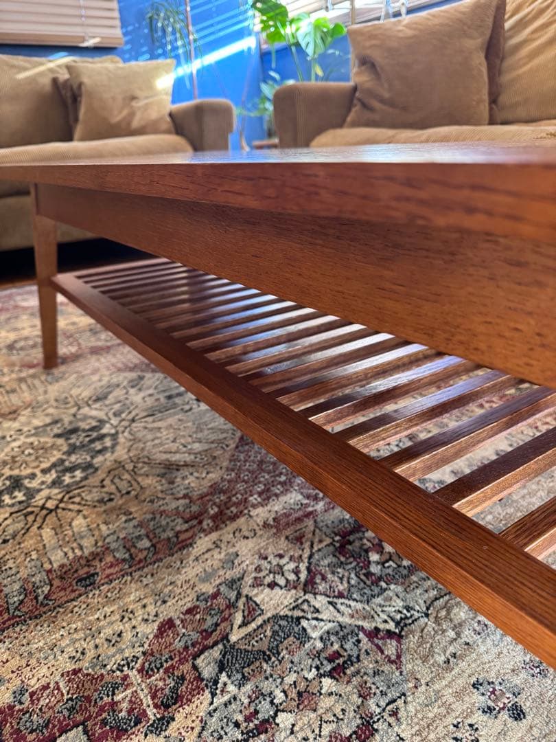 パシフィックファニチャーサービス　テーブル