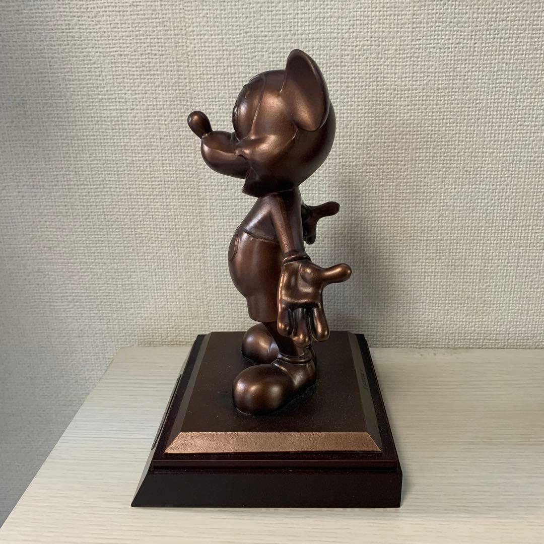 東京ディズニーリゾート ミッキーマウス像 2体セット