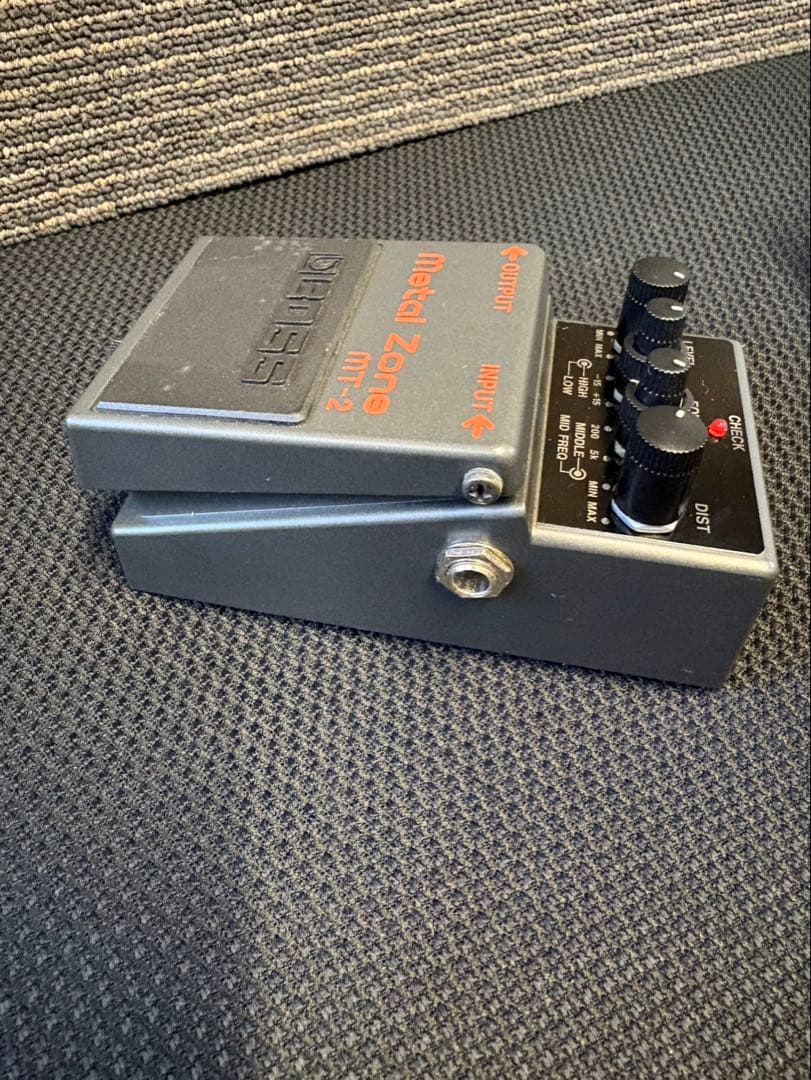 BOSS ボス MT-2 l Zone 美品