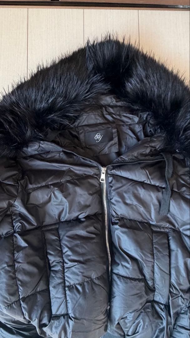 Emmy ブラックファー付きダウンジャケット フリーサイズ