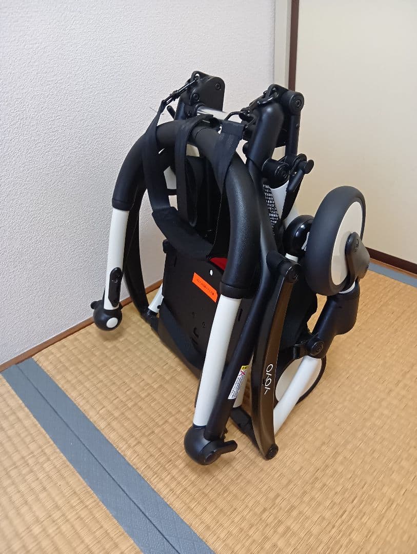 【美品】Babyzen Yoyo2 折り畳み式ベビーカー　フレームのみ