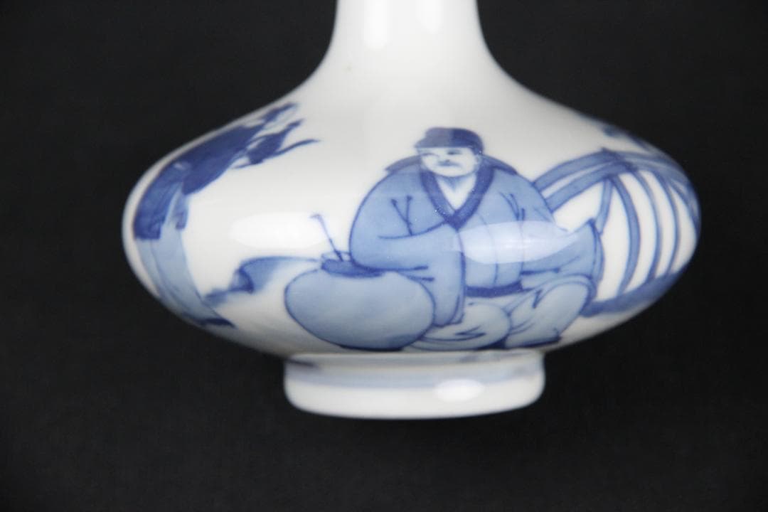 中国美術　青花人物　康熙年製　銘 花瓶 磁器 蔵出 唐物 染付 EYM23-4