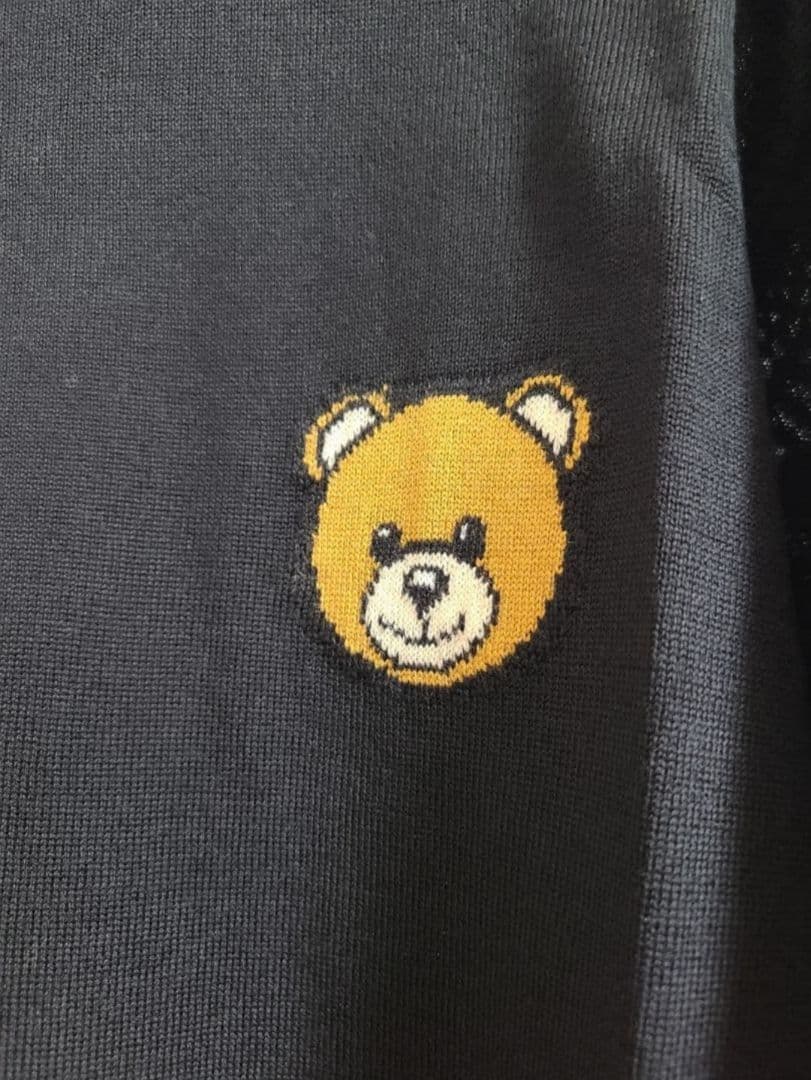 モスキーノ☆ニット☆ベア☆くま☆クマ☆ワンポイント☆黒☆ユニセックス☆正規品