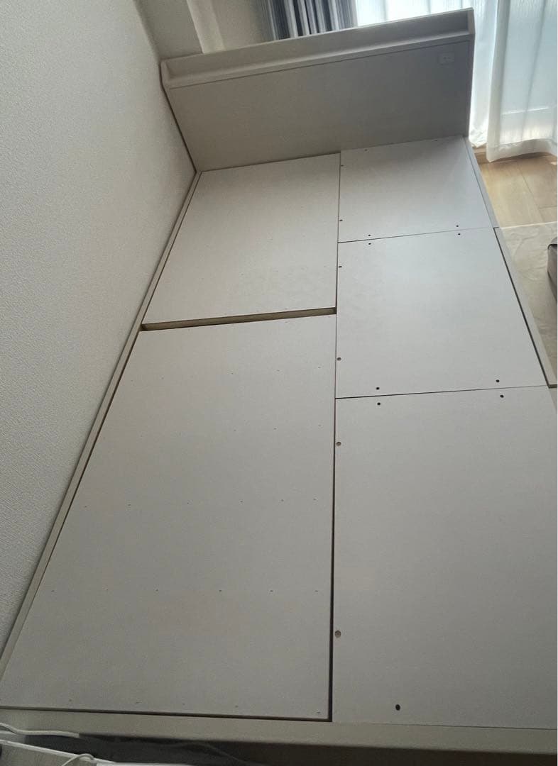 ニトリ　セミダブル　ベッド　（マットレス込）