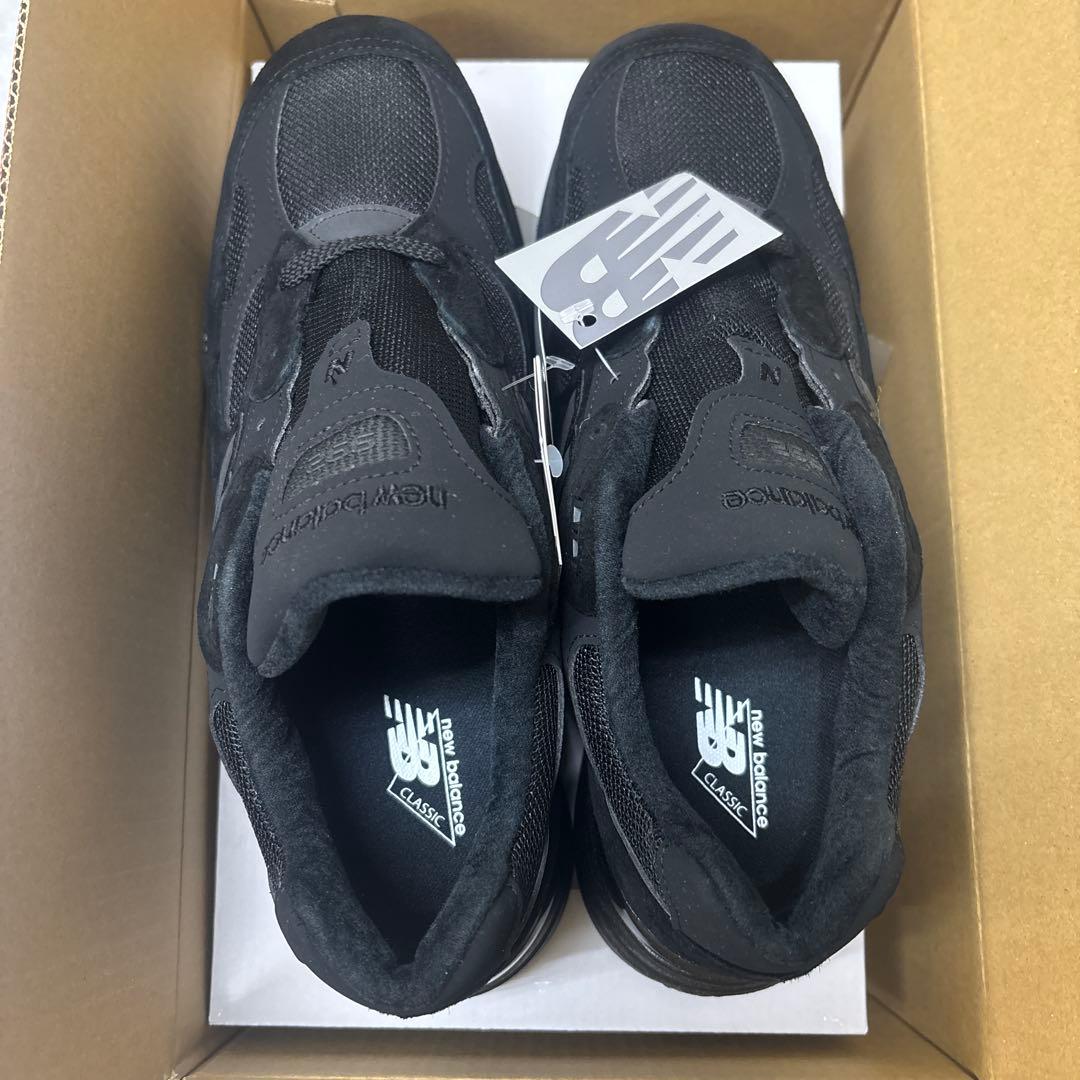 New Balance U992TBブラックスニーカー