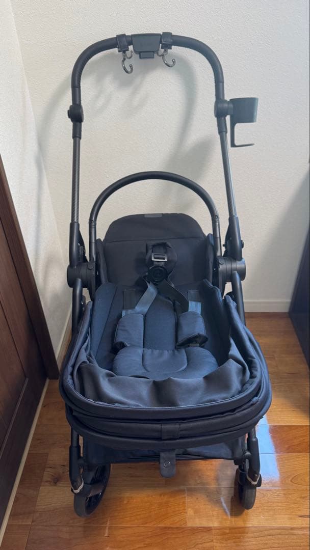 cybex MELIO ブラック　純正カップホルダー、レインカバー付き