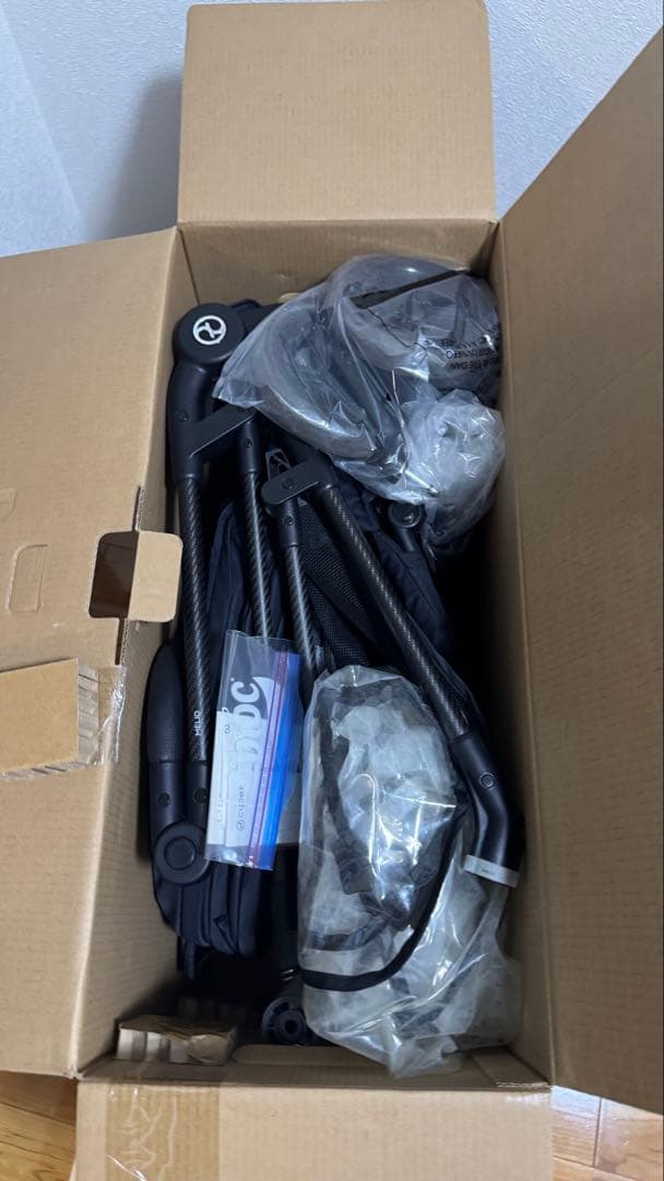 cybex MELIO ブラック　純正カップホルダー、レインカバー付き