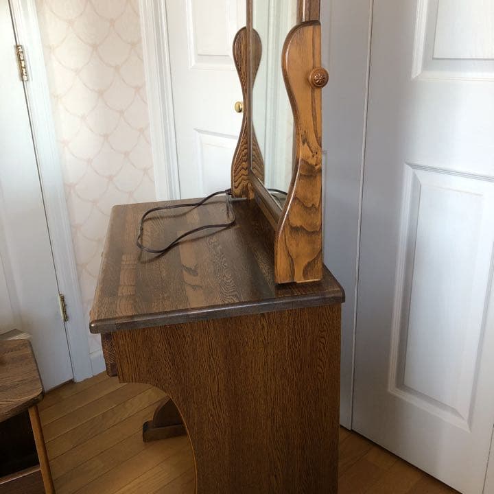 カントリー調ドレッサー&スツール