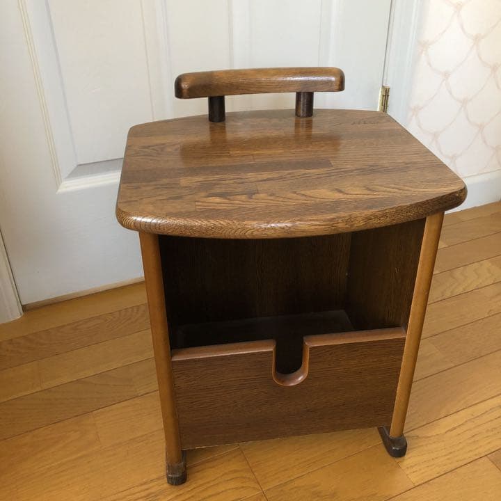 カントリー調ドレッサー&スツール