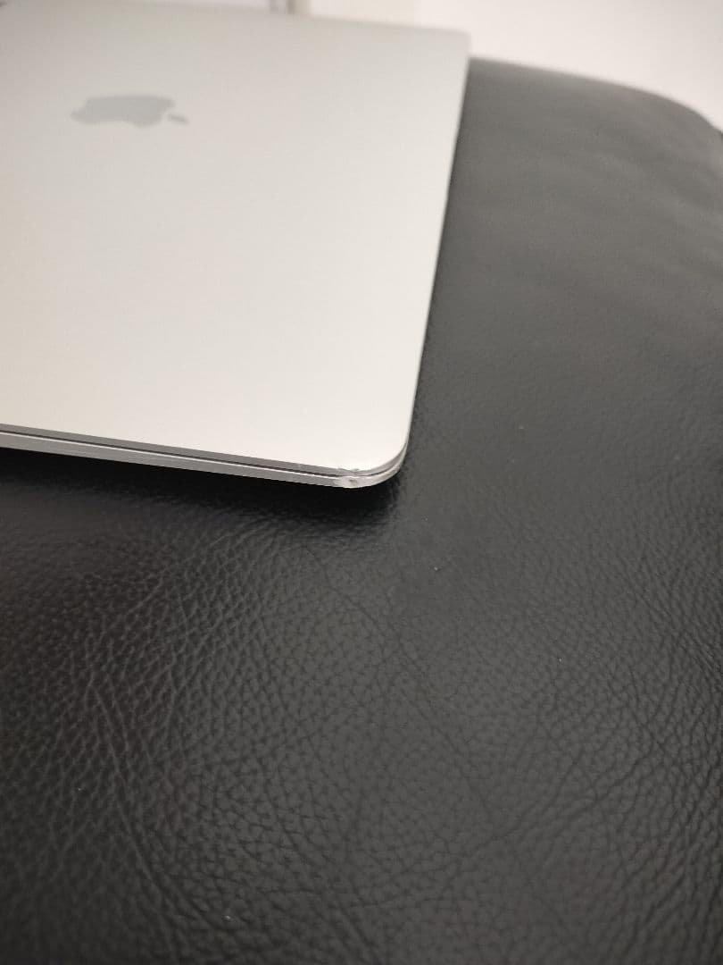 MacBook Air (13.3インチ,M1,16GB ,512GB)