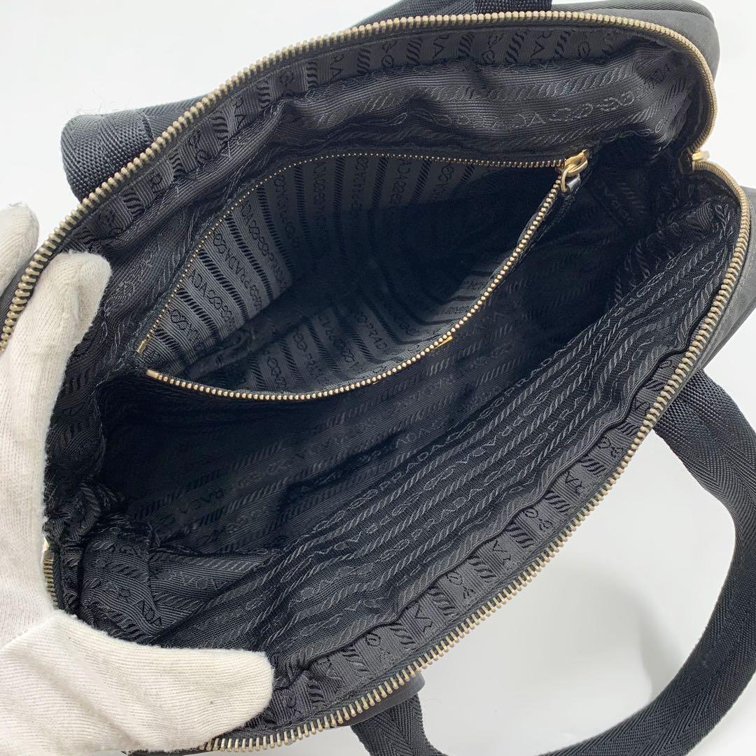 【✨極美品✨】 プラダ ミニボストンバッグ 三角ロゴ 南京錠 ナイロン ブラック