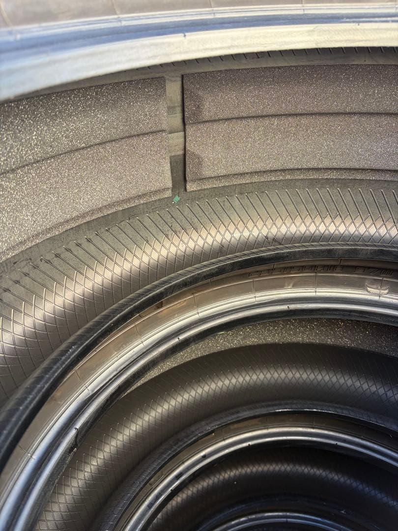 値下げ！23年製 ダンロップ 235/50R18 バリ溝 4本