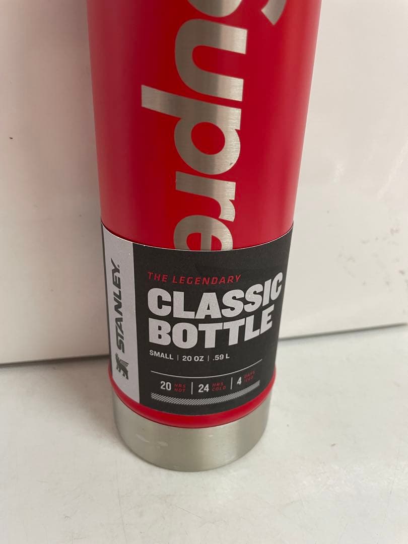 【全品最終値下げ中】 supreme Stanley 20 oz Bottle