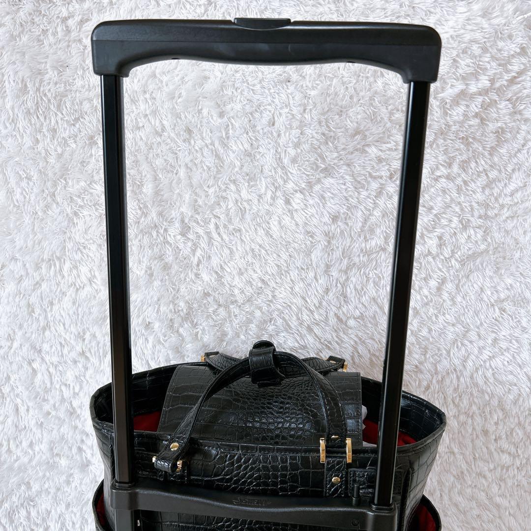 美品✨SWANY キャリーバッグ　クロコ型押し　レインカバー付き　4輪