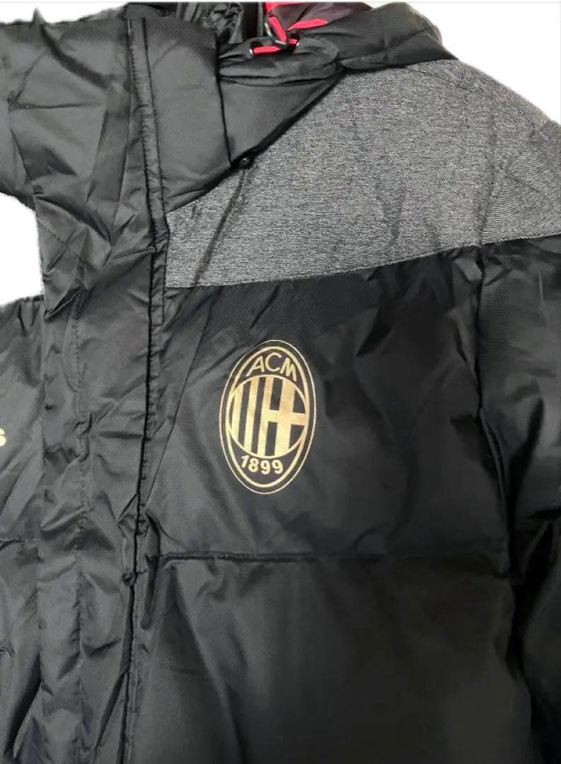 新品未使用 ACミラン 本田圭佑所属 アディダス ダウンベンチコート選手支給品