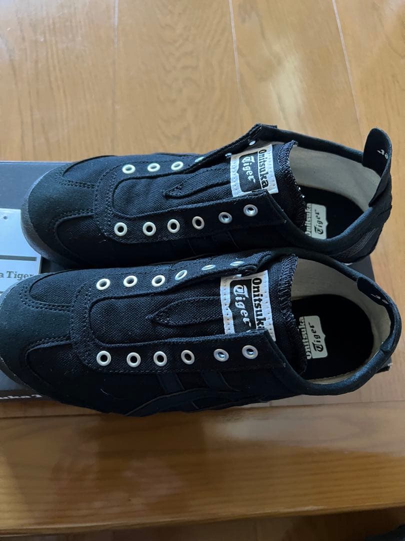Onitsuka Tiger ブラック スニーカー スリッポン