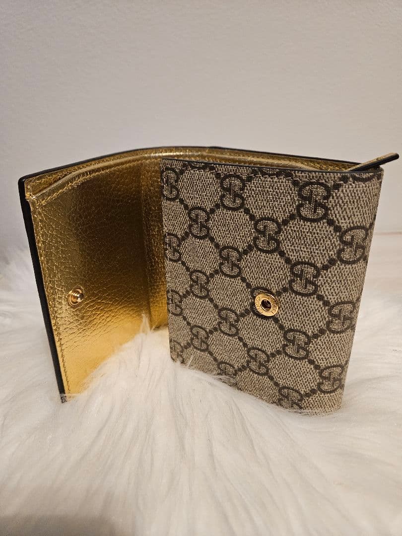 GUCCI 　グッチ財布　ダブルG メタリック　ゴールド