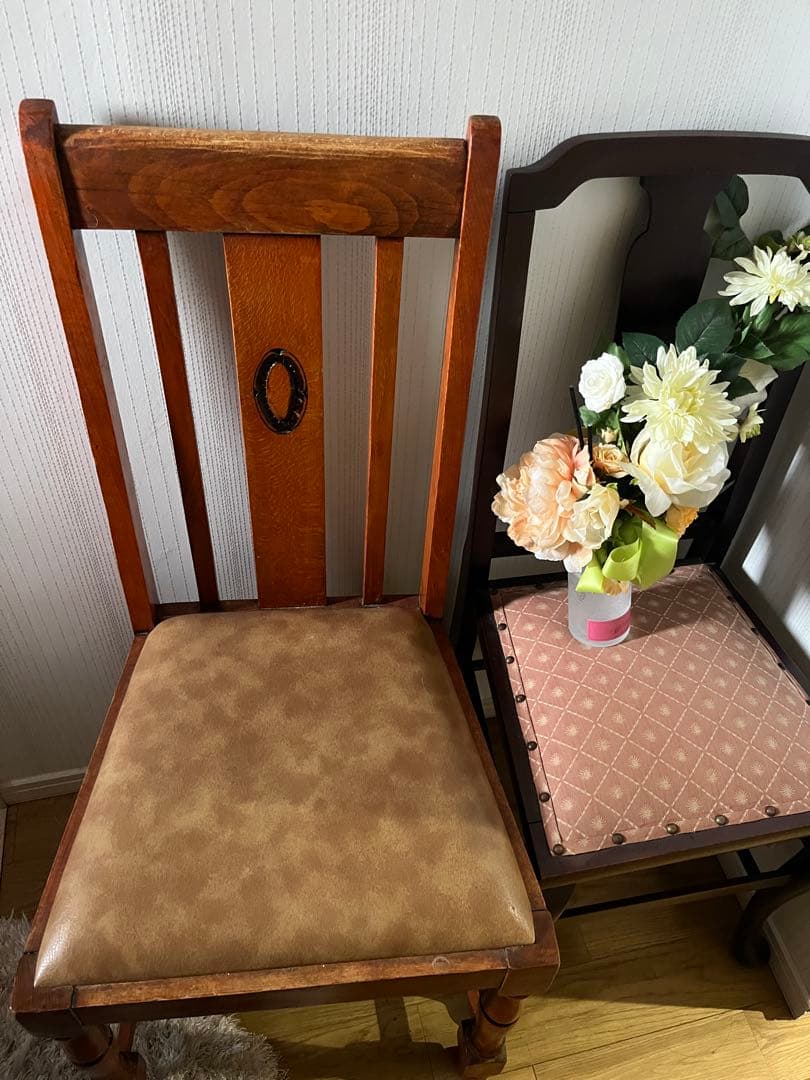 アンティークイス