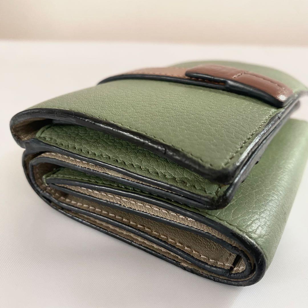 ‪LOEWE ロエベ 三つ折り財布 トライフィールド ローズマリー
