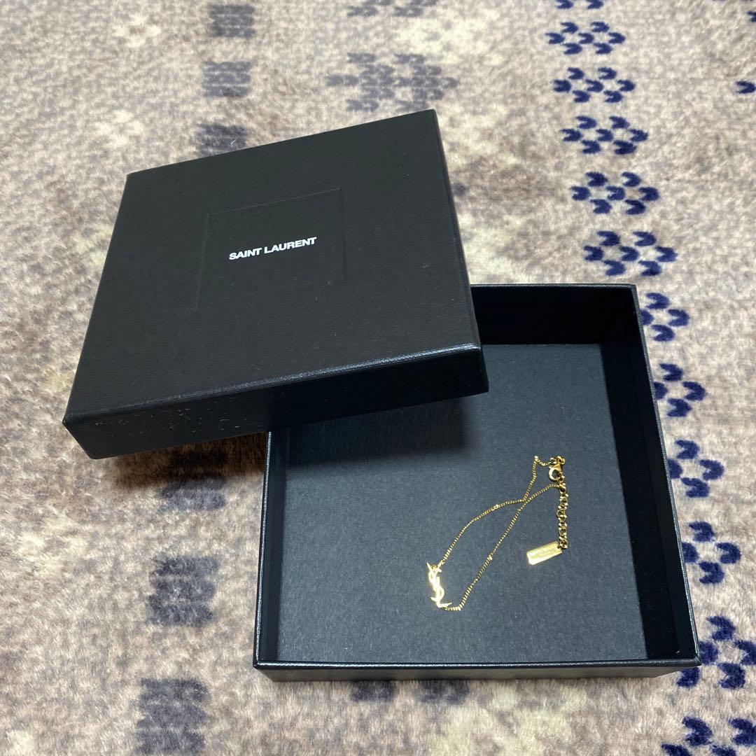 SAINT LAURENT オピウム チャームブレスレット