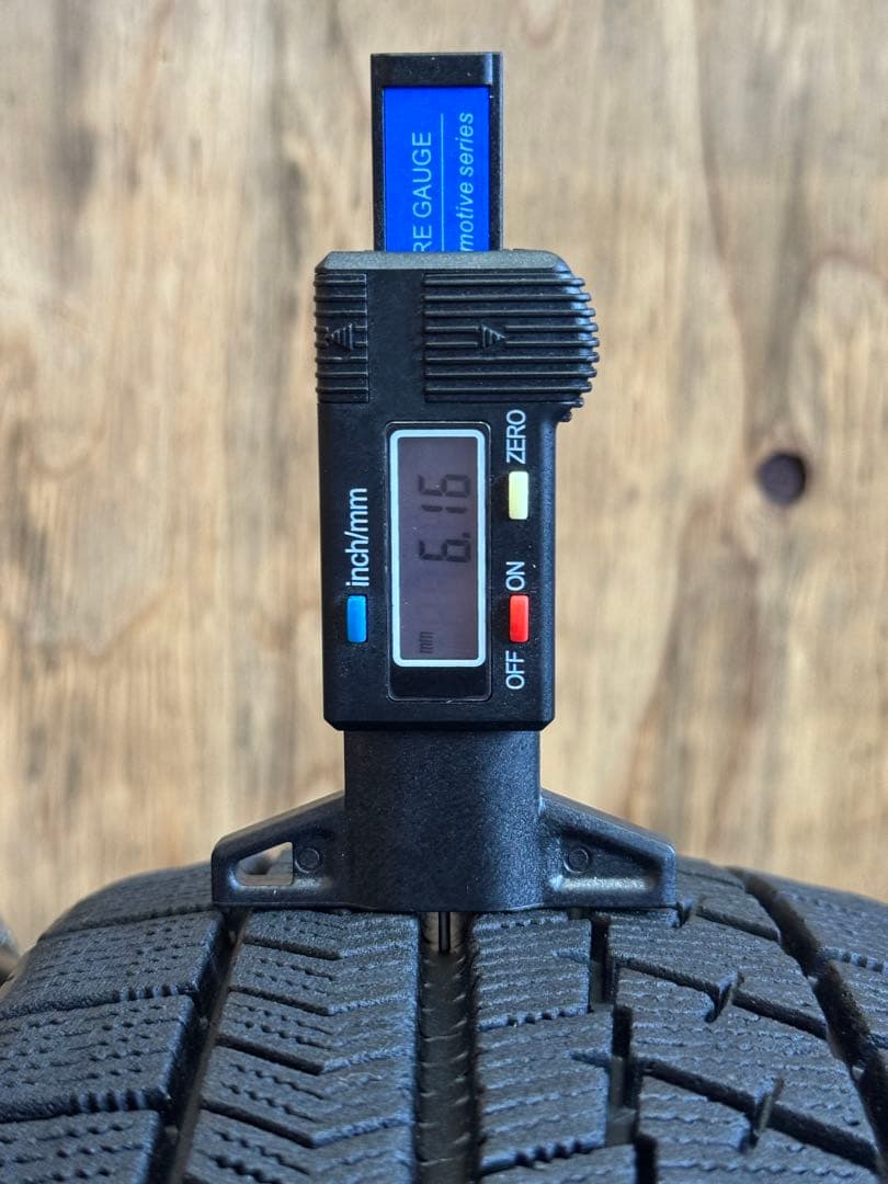 タイヤ・ホイール (259)155/65R14 BRIDGESTONE BLIZZAK VRX