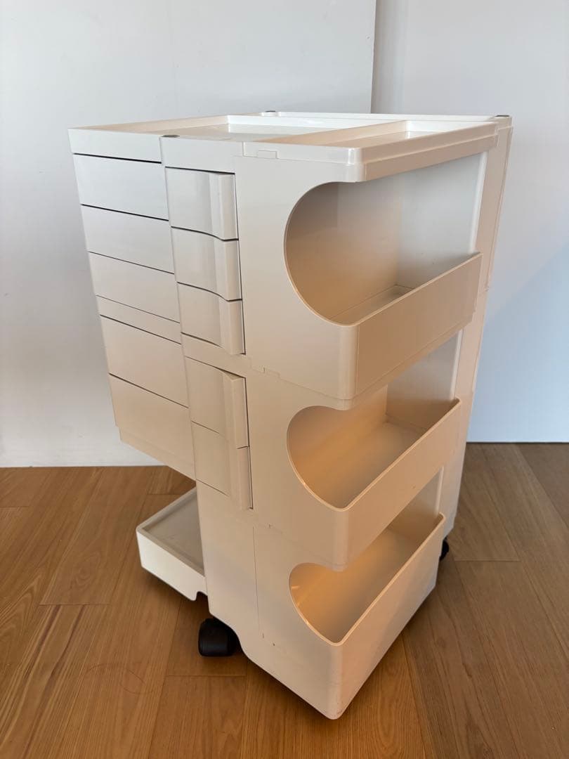 ジョエ・コロンボ　ボビーワゴン 3段5トレイ