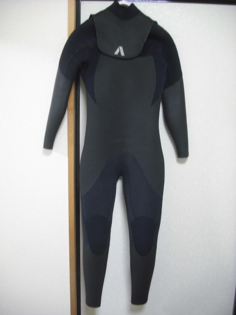 【専用】使用回数少　柔らかい【セミドライ　ウエットスーツ】エアタイト　ML