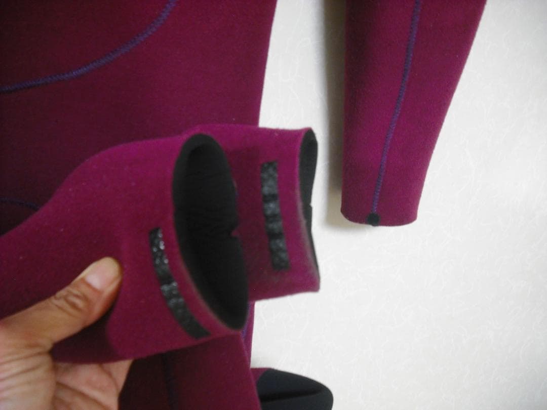 【専用】使用回数少　柔らかい【セミドライ　ウエットスーツ】エアタイト　ML