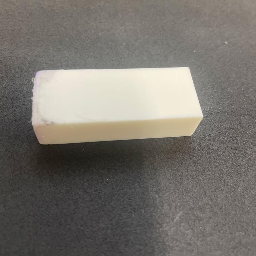 ホワイト 長方形 消しゴム
