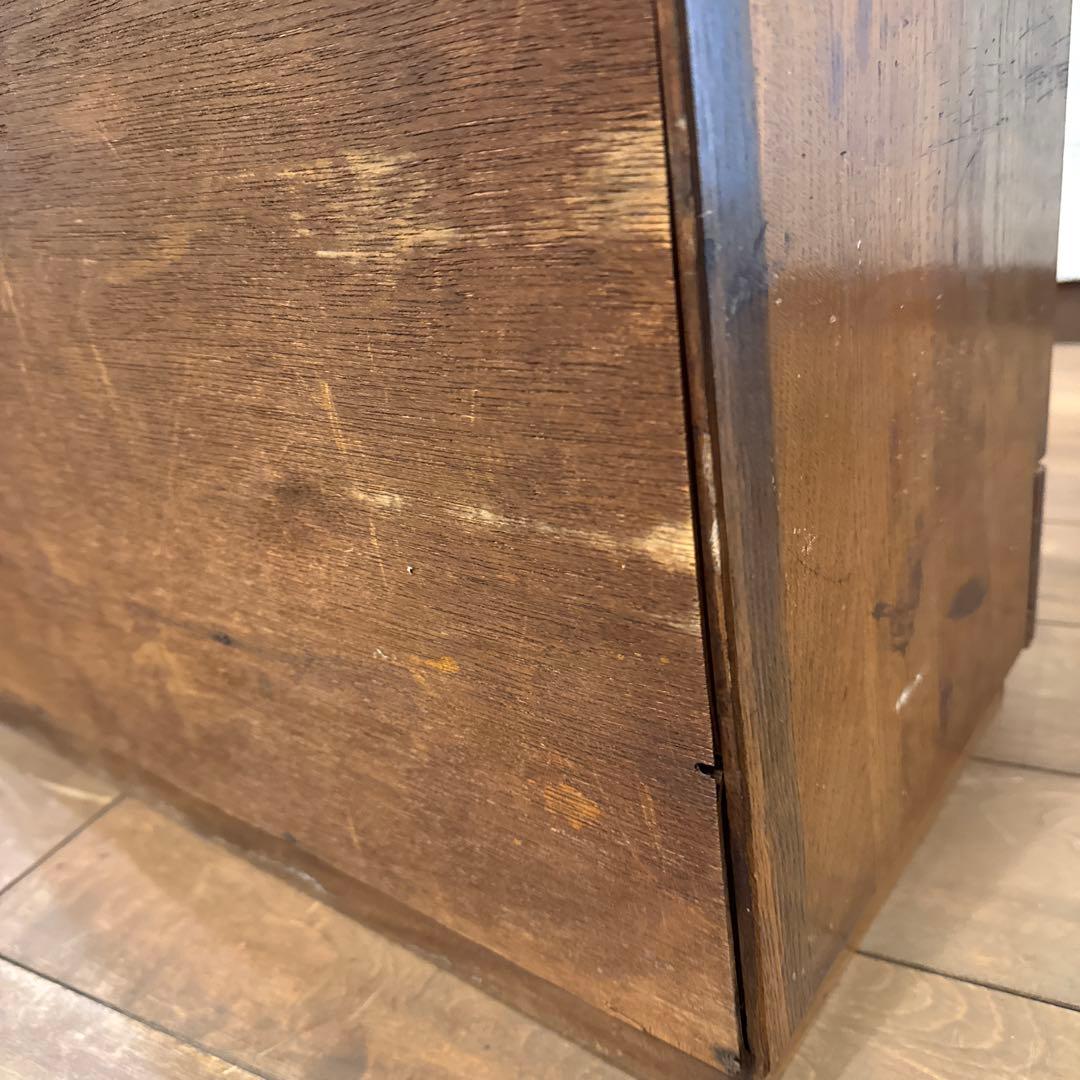 【ぴよ】 引き戸棚 キャビネット モールガラス　レトロ