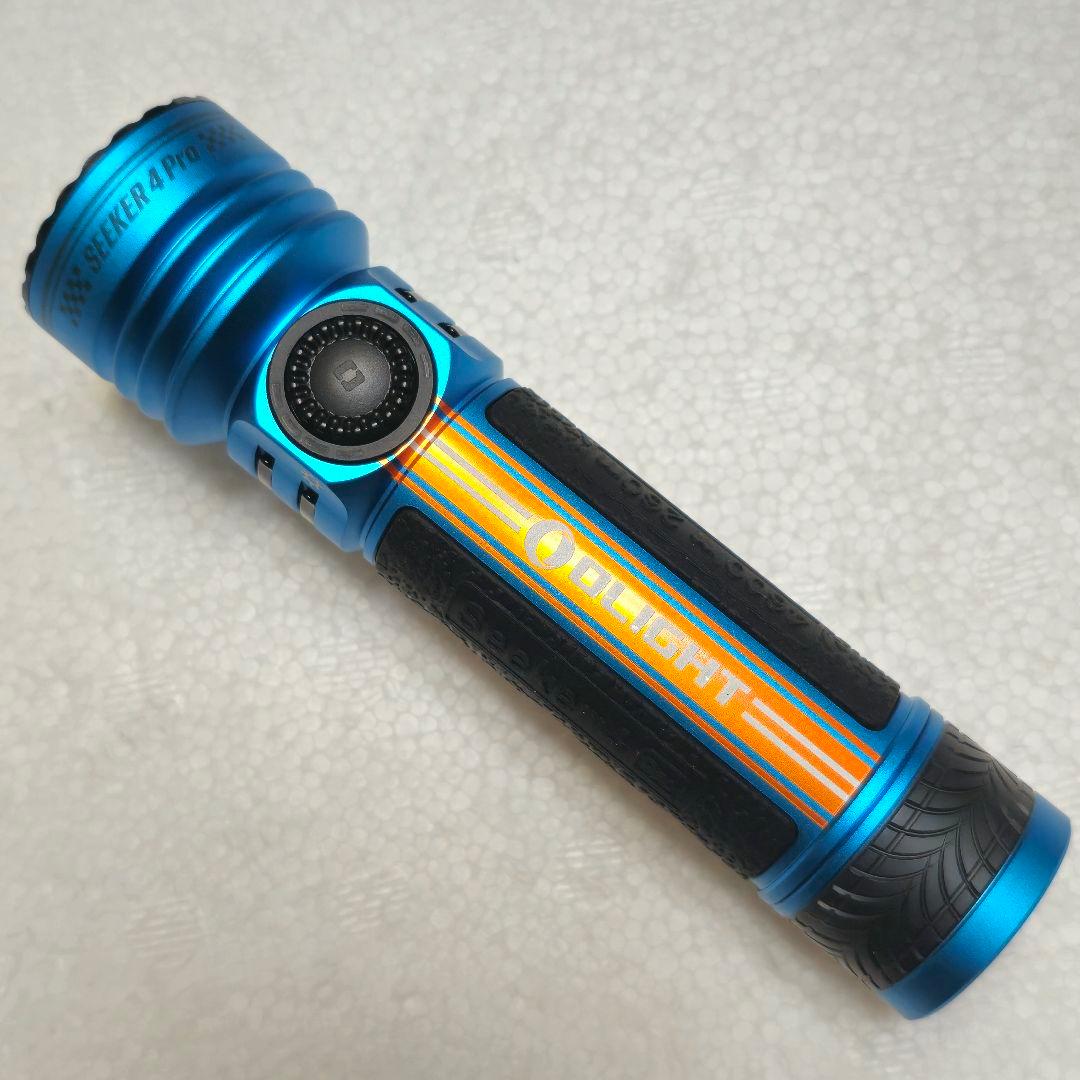 OLIGHT Seeker4 Pro ロードスター オーライト Olight