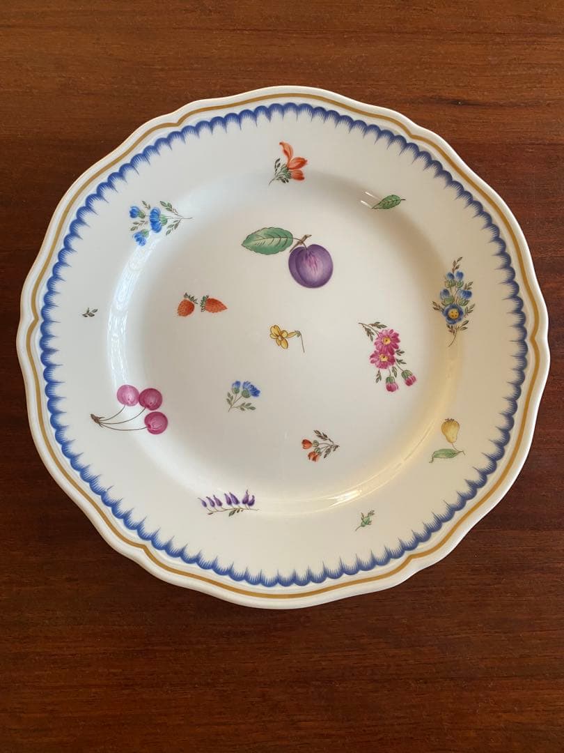 フルーツと花のデザイン皿 24.5cm 2枚セット