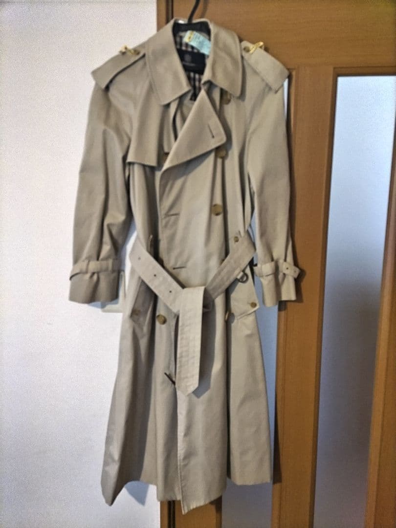 アクアスキュータム　メンズトレンチコート