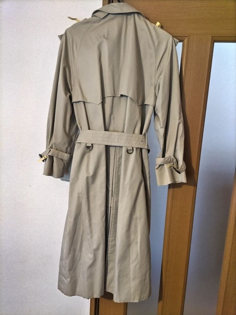 アクアスキュータム　メンズトレンチコート