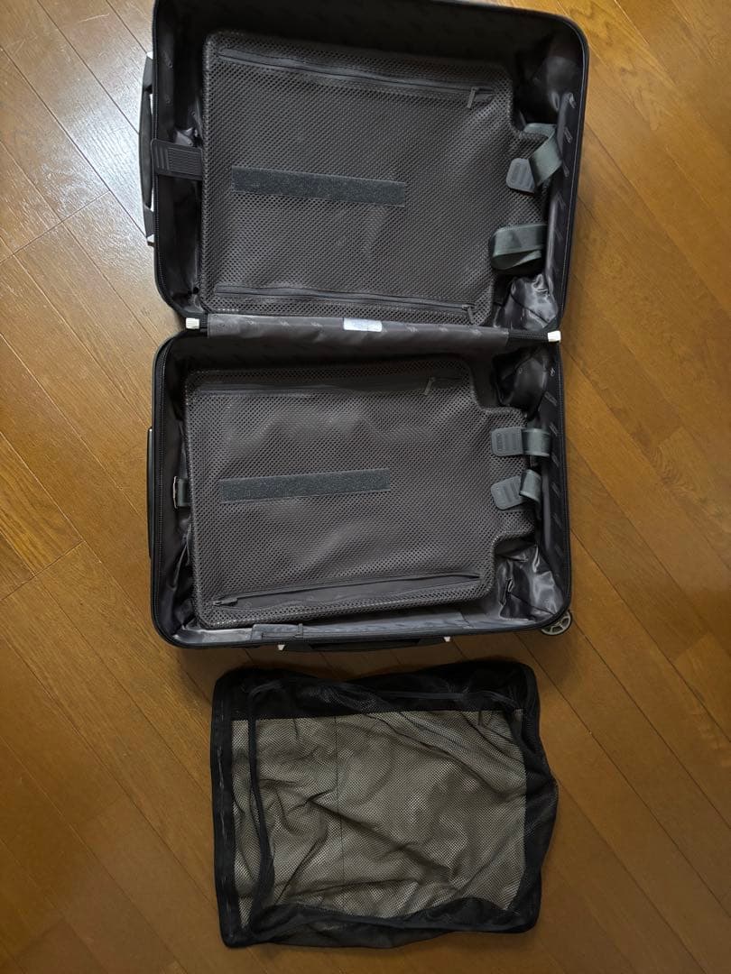 Rimowa SALSA DELUXE ハイブリッド4輪