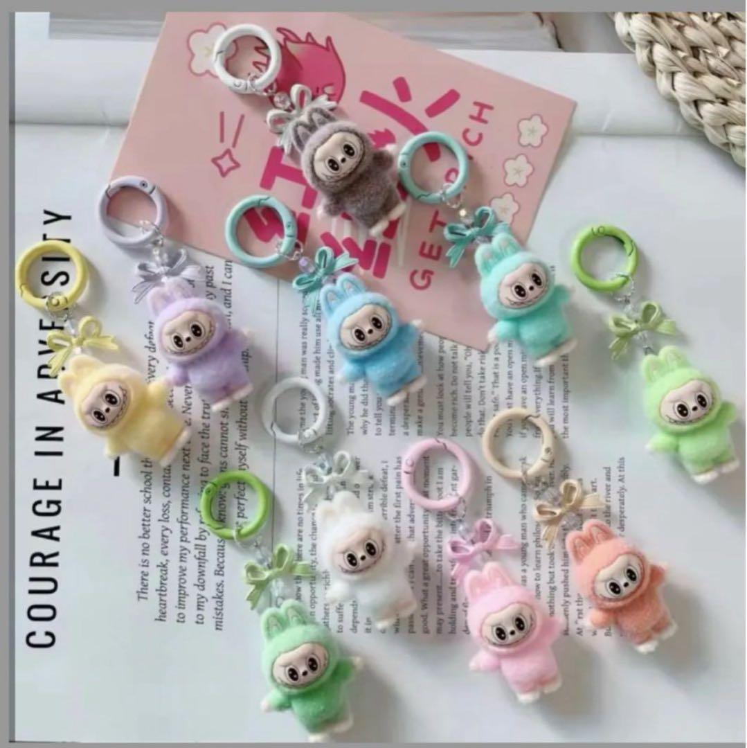 ラブブ　8個まとめ売りLabubu キーホルダー　リボン　ミニ　新品