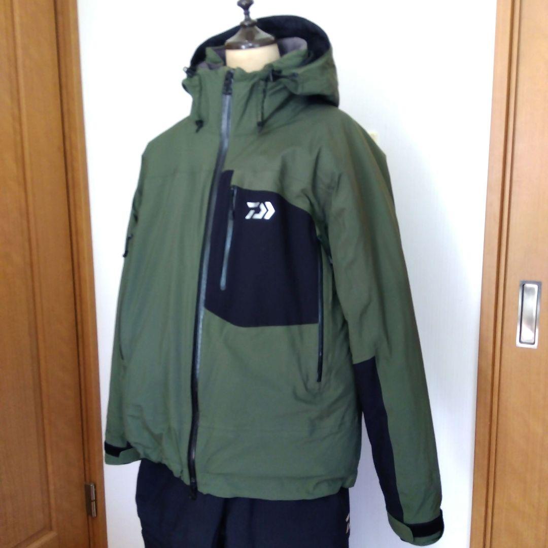 ダイワ　フィッシングスーツ（上下セット）メンズ