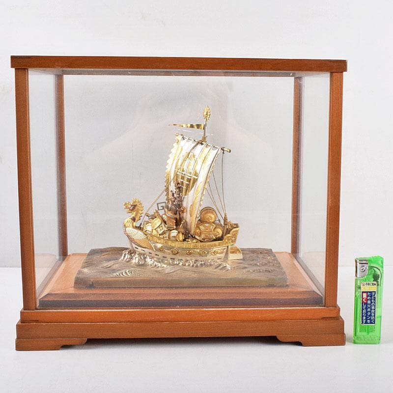 豊秀作　銀製　宝船　置物　ガラスケース　D　R9193B