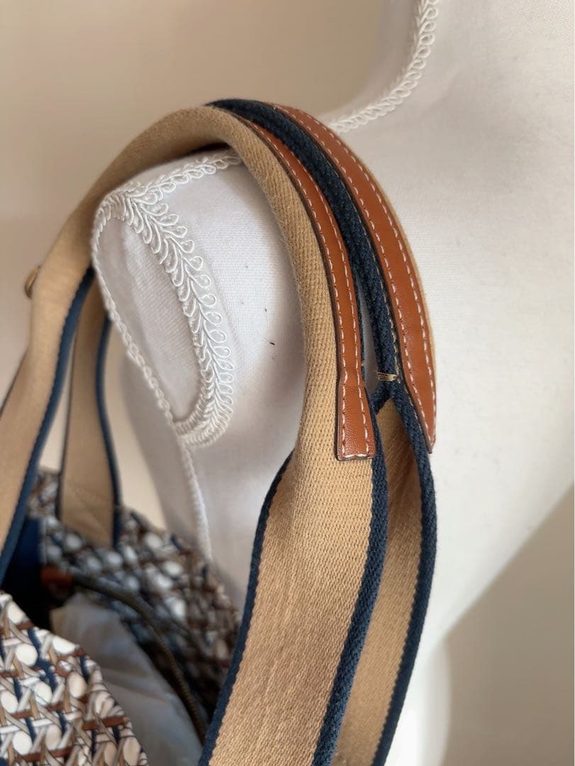 美品トリーバーチ グレイシー トートバッグ 幾何学模様 総柄 A4収納可